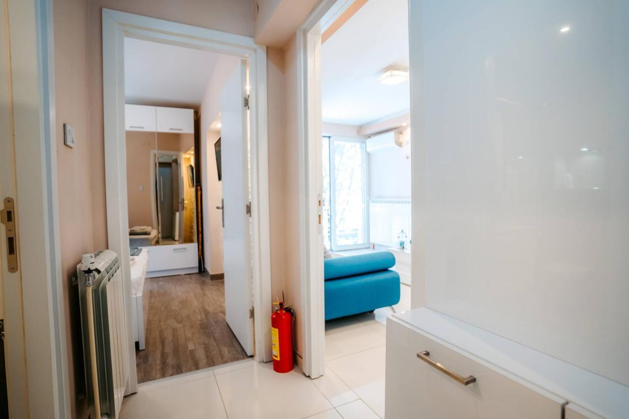 Turist Apartment Nisz Zewnętrze zdjęcie
